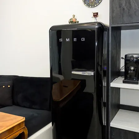 New Black & White Flat 5 Min Away From Sea Garden By Flat Mаnager * וארנה