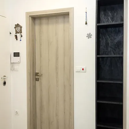New Black & White Flat 5 Min Away From Sea Garden By Flat Mаnager Apartment *
