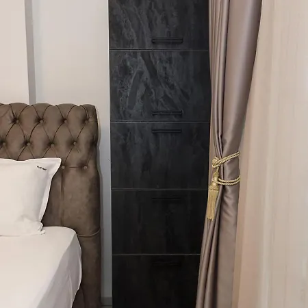 New Black & White Flat 5 Min Away From Sea Garden By Flat Mаnager דירה