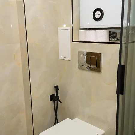 New Black & White Flat 5 Min Away From Sea Garden By Flat Mаnager Apartment Warna